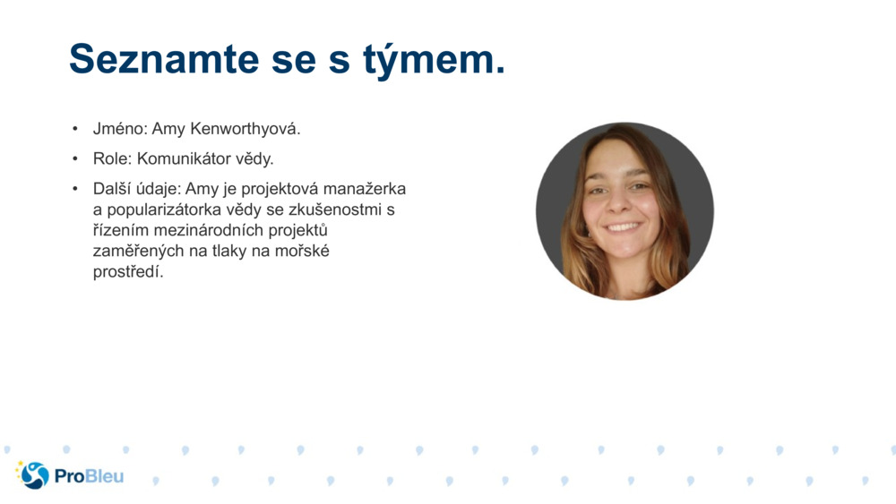 Jméno: Amy Kenworthyová.